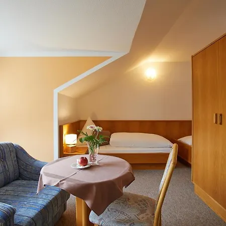 Hotel Tannmühle Und Restaurant Gmbh