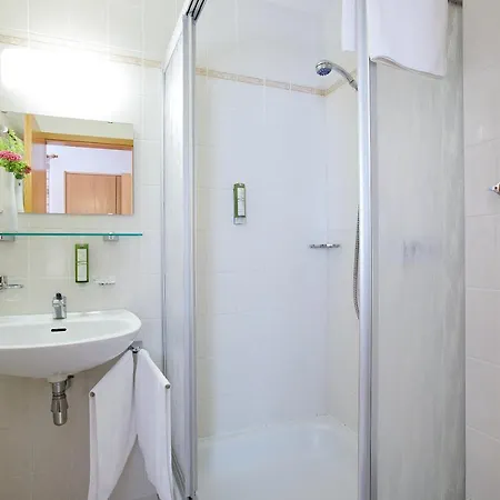 Tannmühle Und Restaurant Gmbh 3*